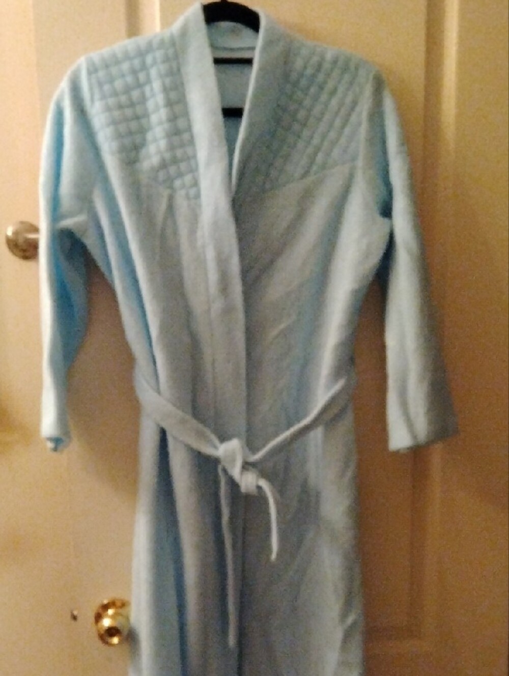 Light Blue Quilted Shoulder Long Robe - Picture 9 of 10